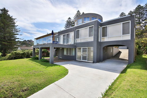 The Rotunda, Gerroa - Tourism Caloundra 30