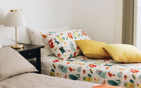 Modern & Cosy 2-Bedroom Apartment Hornsby - Tourism Caloundra 6
