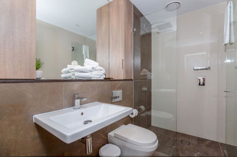 DD Apartments On Day - Tourism Caloundra 17