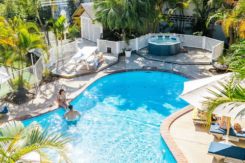 The Lord Byron - Tourism Caloundra 21