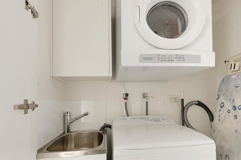 Wyndel Apartments Neutral Bay - Military - Tourism Caloundra 11