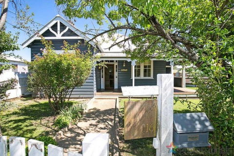 Belltrees - Tourism Caloundra 0