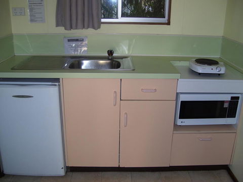 Glenwood Tourist Park & Motel - Tourism Caloundra 16
