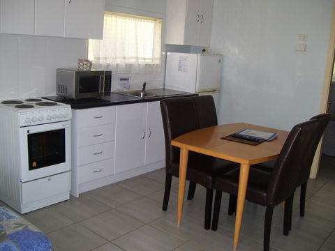 Glenwood Tourist Park & Motel - Tourism Caloundra 29