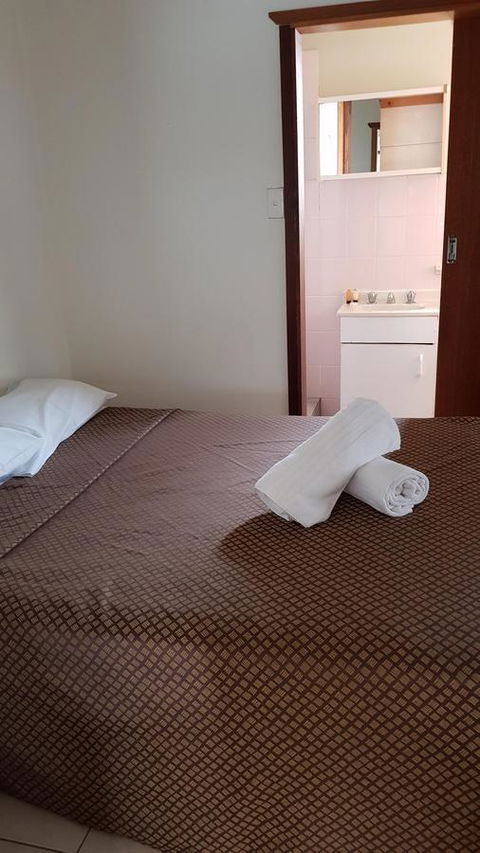 Glenwood Tourist Park & Motel - Tourism Caloundra 1