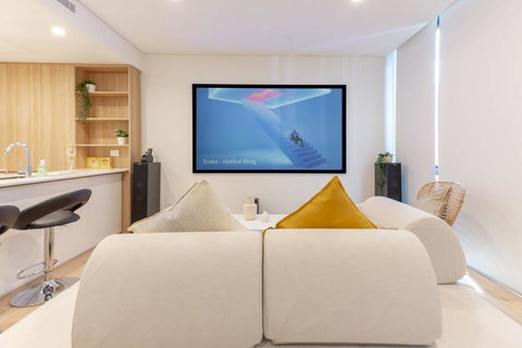 Japanese Style Waterfront Apt Wt Rooftop Pool - Tourism Caloundra 24