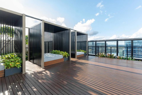Japanese Style Waterfront Apt Wt Rooftop Pool - Tourism Caloundra 18