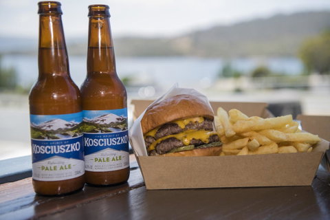 Banjo Paterson Inn - Tourism Caloundra 37