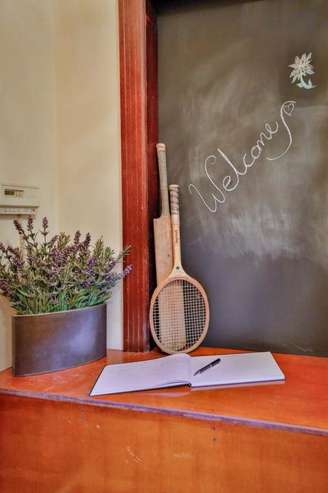 Jenkins Street Guesthouse - Tourism Caloundra 11