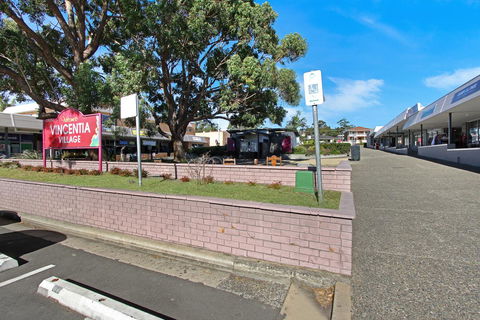 Huskisson Holiday Motel Cabins - Tourism Caloundra 17