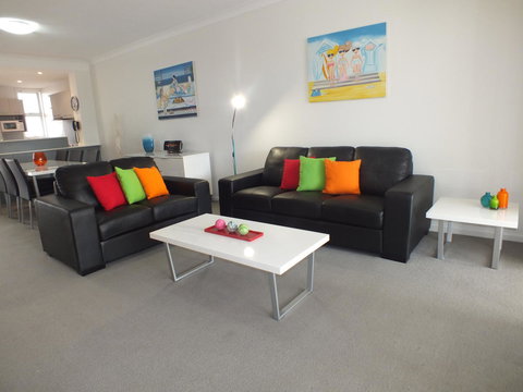 Pacific Marina Apartments - Tourism Caloundra 4