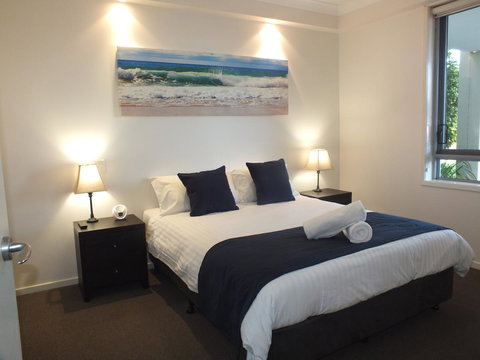 Pacific Marina Apartments - Tourism Caloundra 2