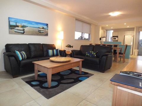 Pacific Marina Apartments - Tourism Caloundra 1
