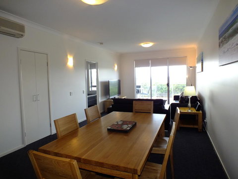 Pacific Marina Apartments - Tourism Caloundra 37