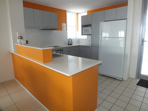 Pacific Marina Apartments - Tourism Caloundra 19