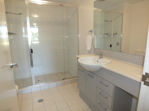 Pacific Marina Apartments - Tourism Caloundra 28