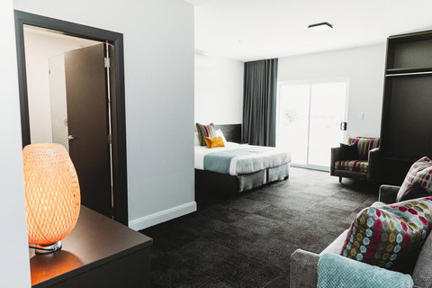 Coniston Hotel Wollongong - Tourism Caloundra 29