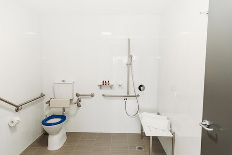 Coniston Hotel Wollongong - Tourism Caloundra 26