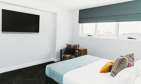 Coniston Hotel Wollongong - Tourism Caloundra 28