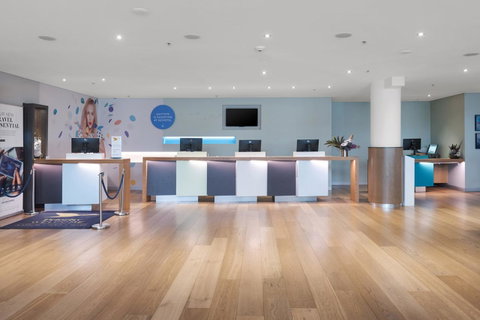 Novotel Sydney Darling Harbour - Tourism Caloundra 10