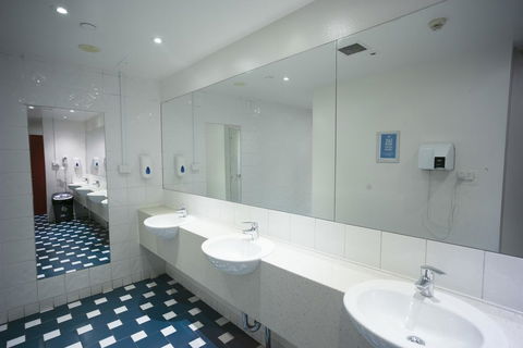 YHA Sydney Central - Tourism Caloundra 11