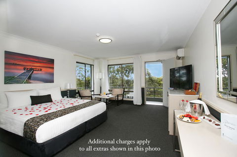 BEST WESTERN PLUS Apollo Hotel Newcastle - Tourism Caloundra 16