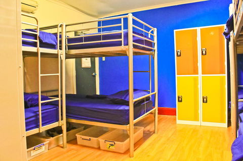 Mad Monkey Kings Cross - Tourism Caloundra 31