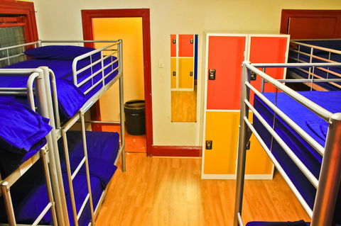 Mad Monkey Kings Cross - Tourism Caloundra 24