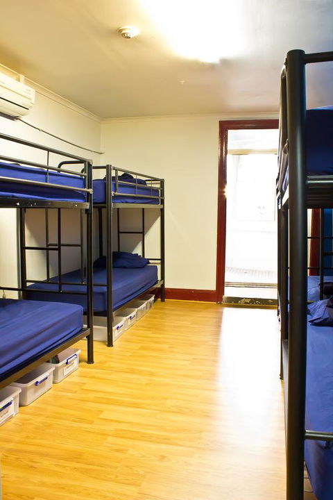 Mad Monkey Kings Cross - Tourism Caloundra 22