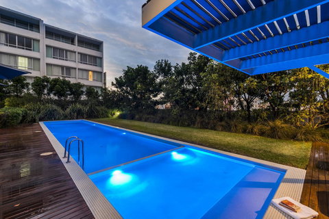 Oaks Nelson Bay Lure Suites - Tourism Caloundra 11