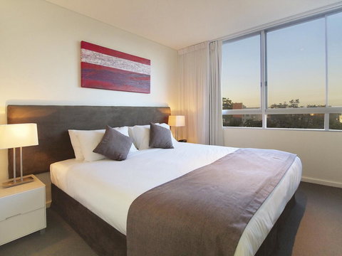 Oaks Nelson Bay Lure Suites - Tourism Caloundra 13