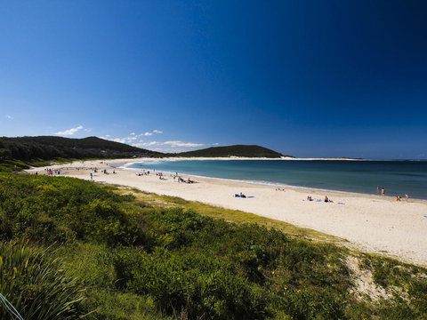 Oaks Nelson Bay Lure Suites - Tourism Caloundra 4