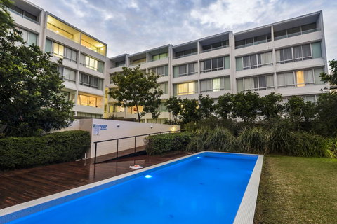 Oaks Nelson Bay Lure Suites - Tourism Caloundra 9