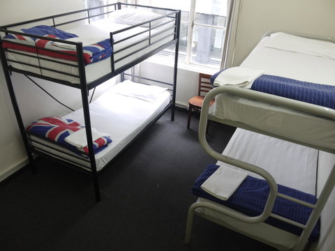 Maze Backpackers - Sydney - Tourism Caloundra 37