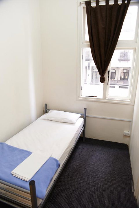 Maze Backpackers - Sydney - Tourism Caloundra 40