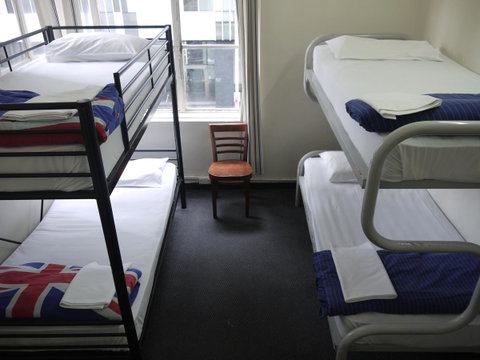 Maze Backpackers - Sydney - Tourism Caloundra 39