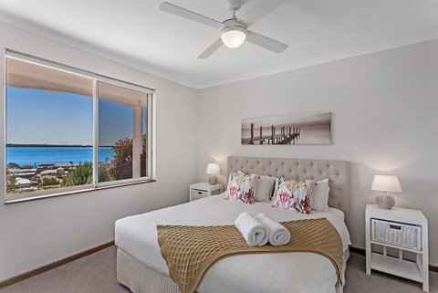Phuza Maningi 17 Myan Close - Tourism Caloundra 14