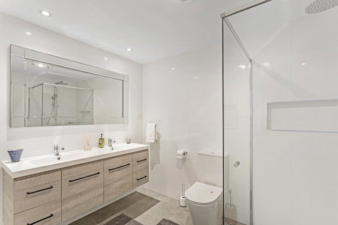 Phuza Maningi 17 Myan Close - Tourism Caloundra 20