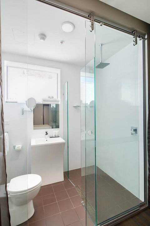 57Hotel - Tourism Caloundra 6