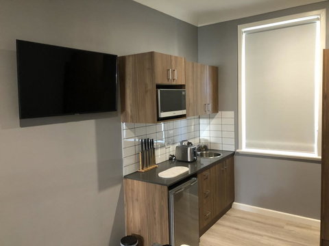 The Mark Studios - Tourism Caloundra 15