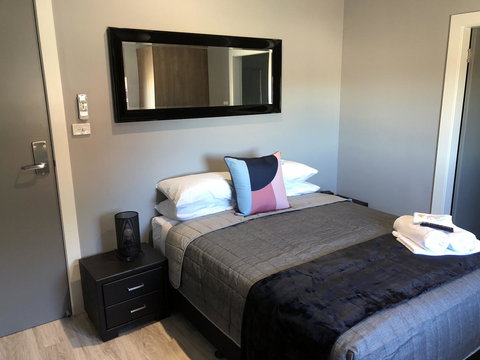 The Mark Studios - Tourism Caloundra 8