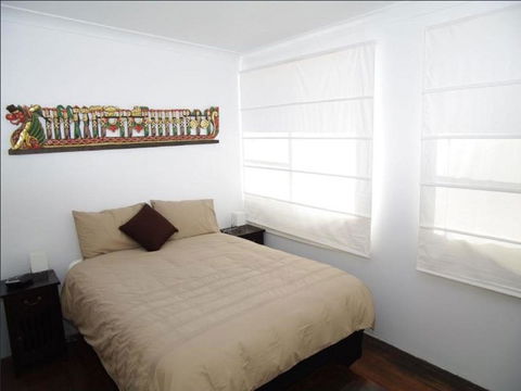 Jupiter, 3 Scott Street - Tourism Caloundra 3