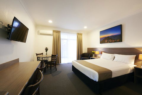 Adelong Motel - Tourism Caloundra 5