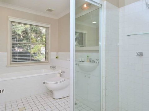Villa 3br Chianti Villa Located Within Cypress Lakes Resort - Tourism Caloundra 10