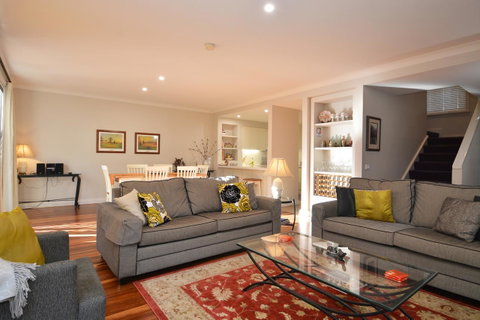 Villa 3br Chianti Villa Located Within Cypress Lakes Resort - Tourism Caloundra 2