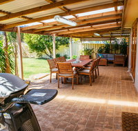 Sunbaker Beach House - Tourism Caloundra