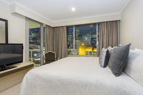 Darling Harbour ICC 3BR+PARKING+VIEWS è¾¾ä»¤æ¸¯å…¨æ™¯è±ªåŽä¸‰æˆ¿ - Tourism Caloundra 6