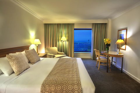 Stamford Plaza Sydney Airport Hotel & Conference Centre - Tourism Caloundra 11