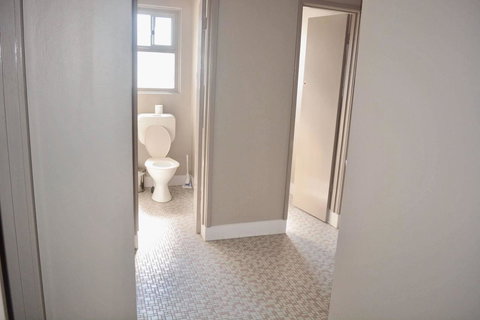 Commercial Hotel Motel Lithgow - Tourism Caloundra 25