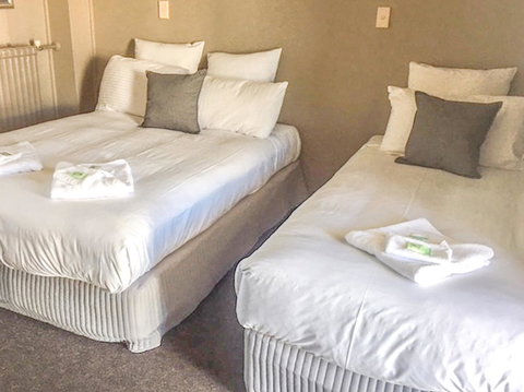 Commercial Hotel Motel Lithgow - Tourism Caloundra 7